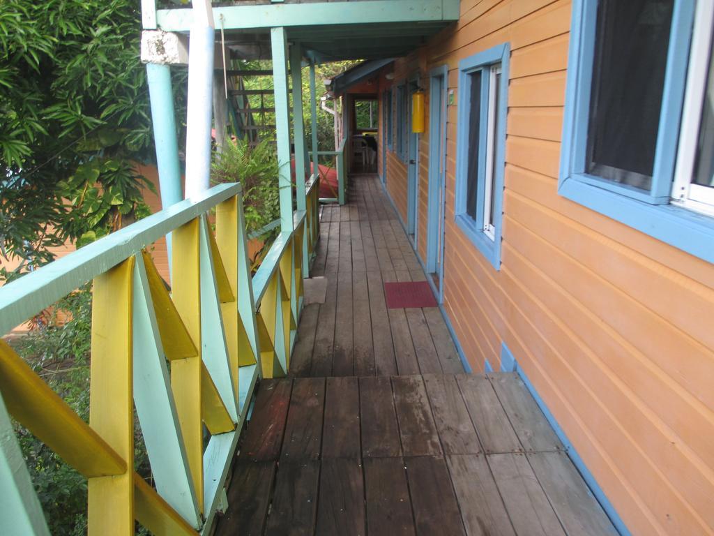 Hotel Flemming Tree Providencia Island Экстерьер фото